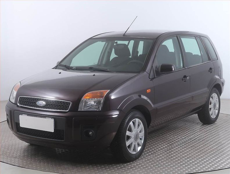 Ford Fusion (2010) 1.4, Serv.kniha, Tažné - fotka 2 z 14