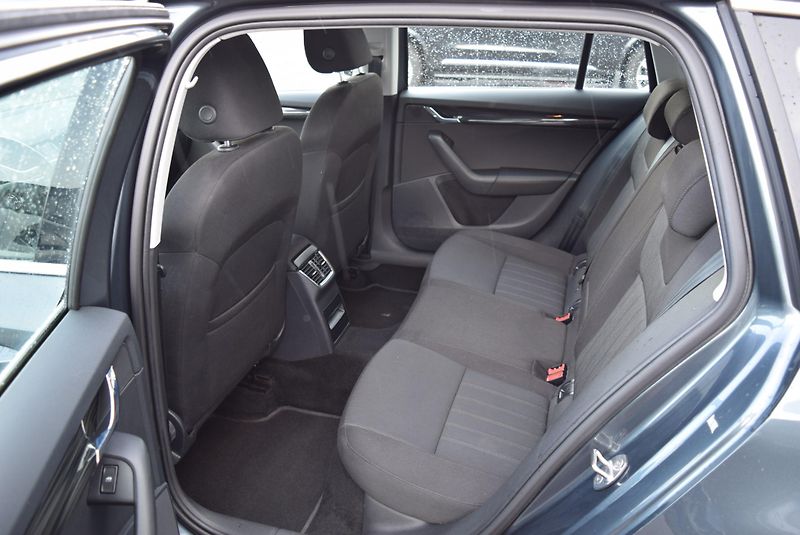 Škoda Octavia (2020) 1.5TSI 110kw STYLE LED KAM APP - fotka 14 z 47