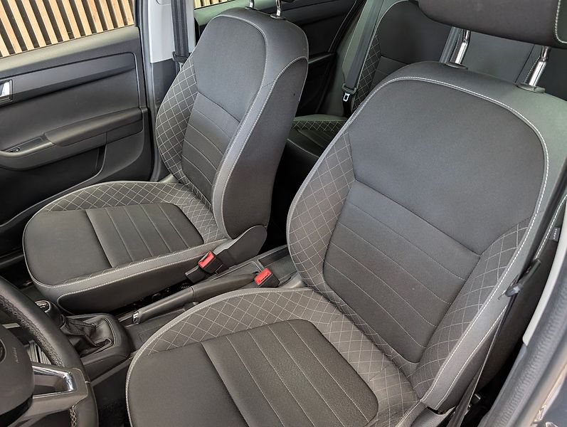 Škoda Fabia Kombi 1.0 TSI - fotka 13 z 25