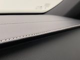 Volvo XC90 B6 AWD INSCRIPTION AUT CZ 7m - náhled 31