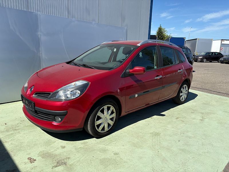 Renault Clio 1.5 dCi, 63kW, Klima - fotka 3 z 16