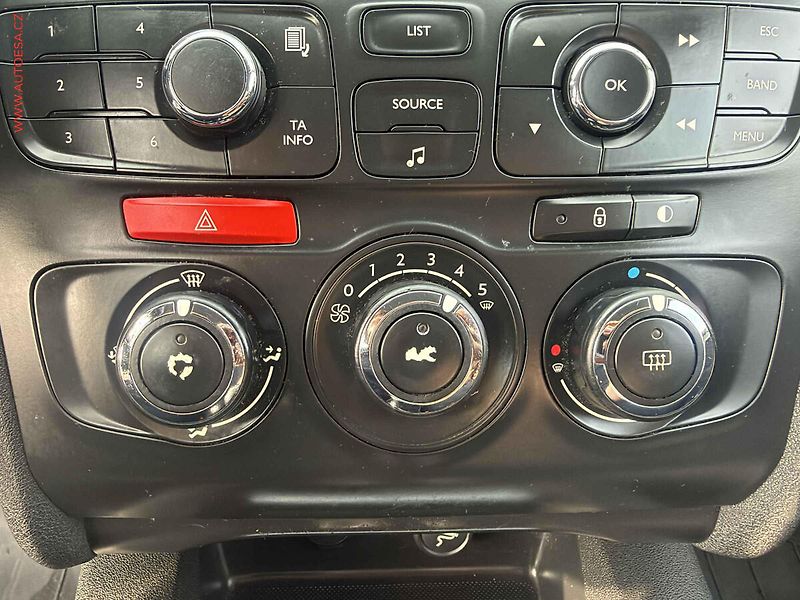 Citroën C4 (2013) 1.6i - fotka 15 z 15