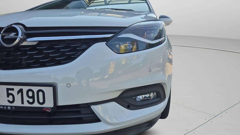 Opel Zafira INNOVATION 2.0 CDTI (125KW/170 - fotka 46 z 47