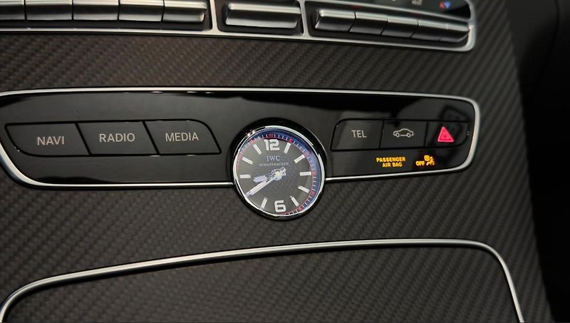 Mercedes-Benz Třídy C 63S AMG V8 Cab Final Edition - fotka 28 z 34