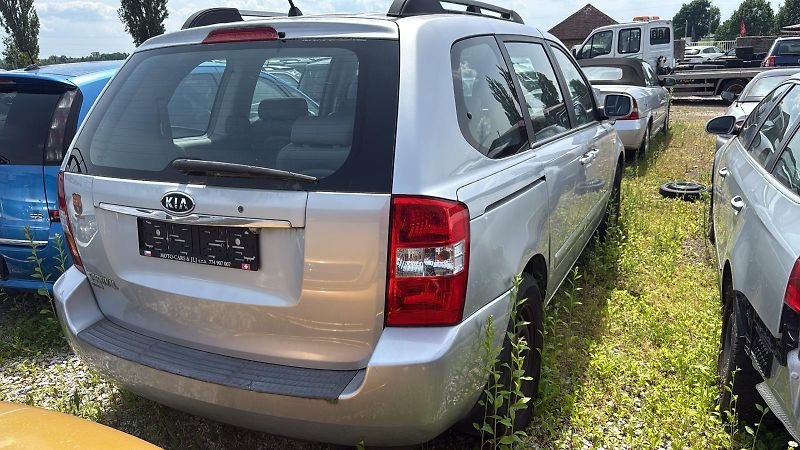 Kia Carnival (2009) 2.9Crdi Automat - fotka 12 z 15