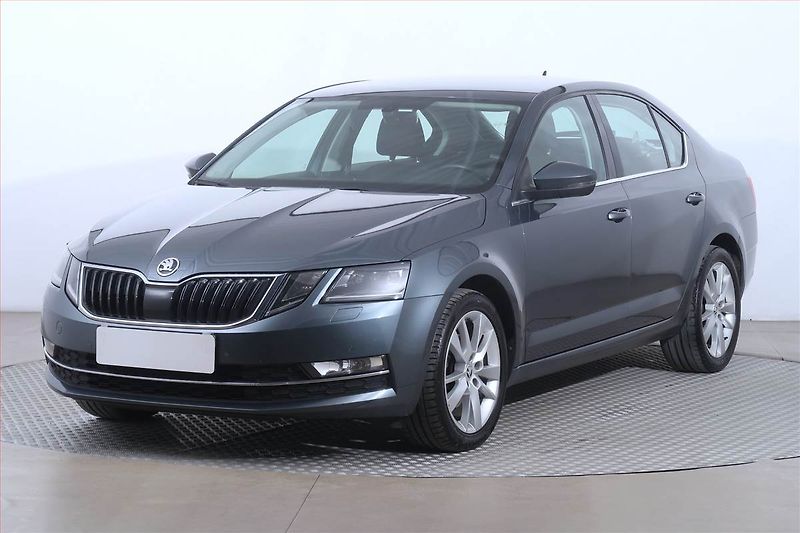 Škoda Octavia (2018) 2.0 TDI, Navi, Tempomat - fotka 2 z 21