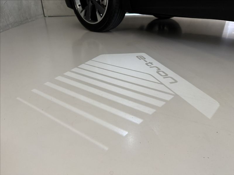Audi Q4 e-tron 150kW Sport LED Kamera HUD - fotka 47 z 48