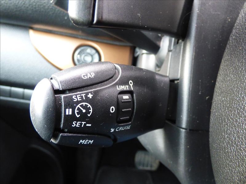 Toyota ProAce 2,0 130kw,automat  Family Comf - fotka 29 z 54