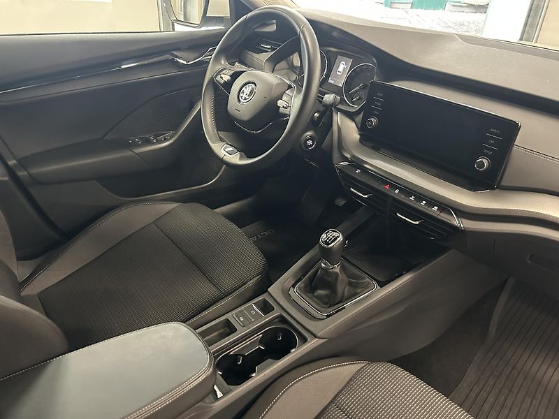 Škoda Octavia (2024) 2.0TDi Ambition LED 85kW - fotka 26 z 26