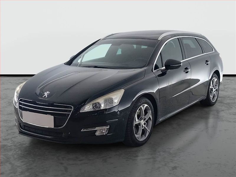 Peugeot 508 (2011) 2.0 HDi, Xenony, Tempomat - fotka 2 z 18