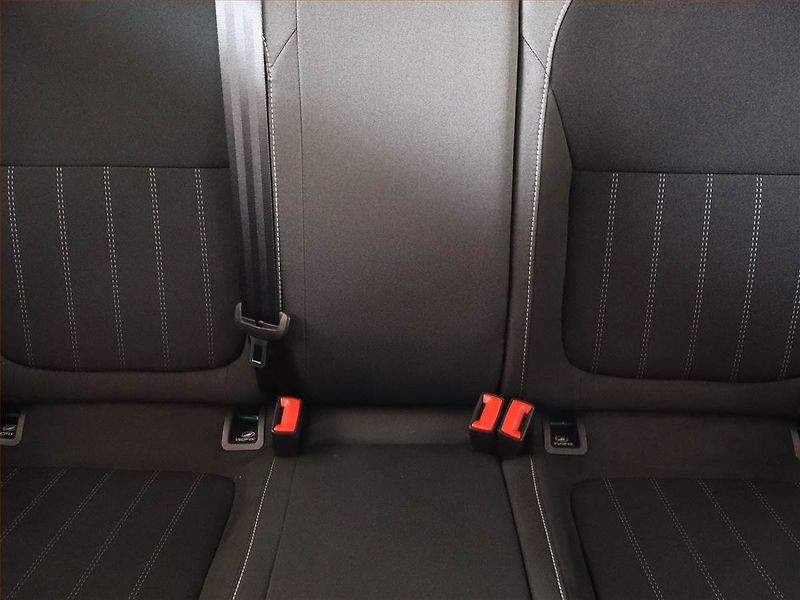 Škoda Fabia (2021) Style 1.0 TSI, Serv.kniha - fotka 8 z 18