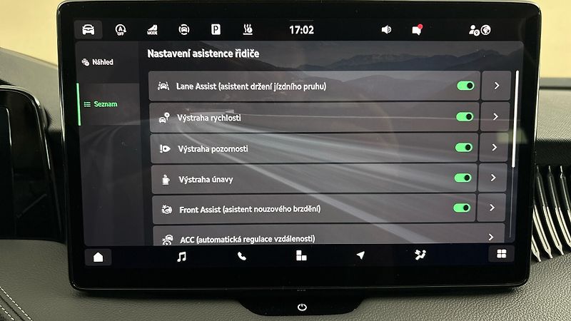 Škoda Superb 2.0 TDI DSG 4x4 L&K - fotka 28 z 35