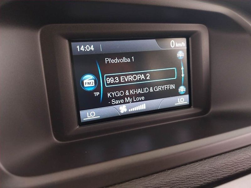 Volvo V40 (2012) 2.0 D4, Serv.kniha - fotka 19 z 19