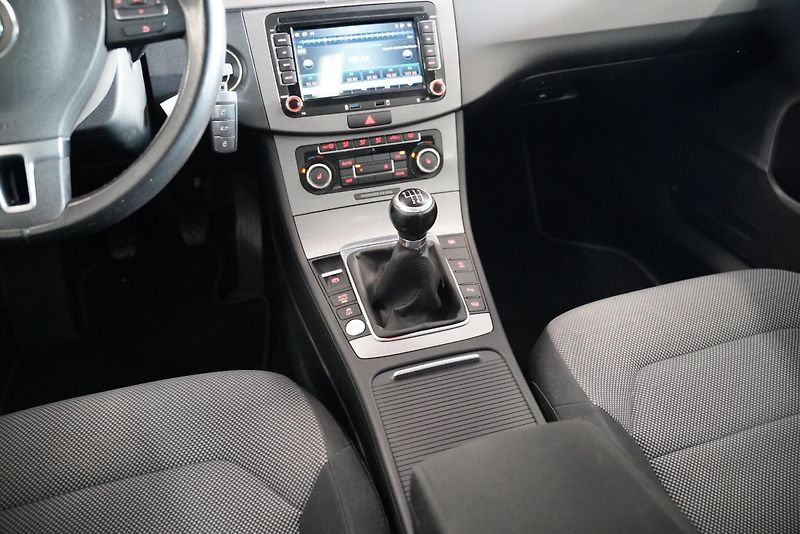 Volkswagen Passat - fotka 25 z 27