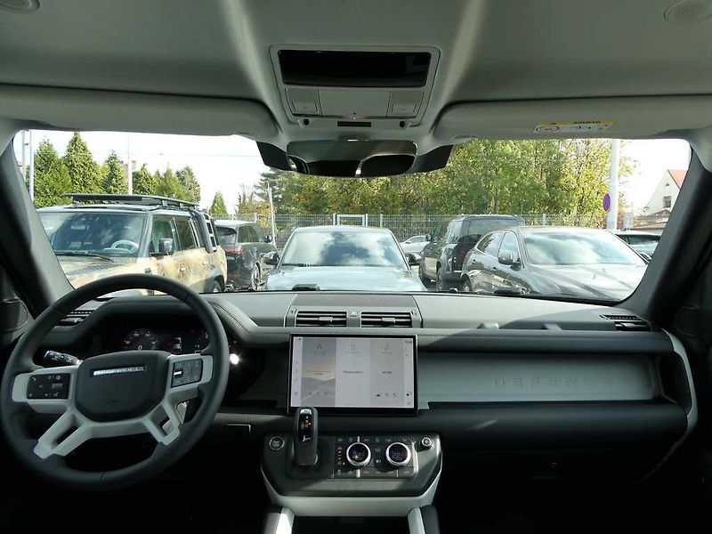Land Rover Defender 110 3,0 S D200 - fotka 16 z 34