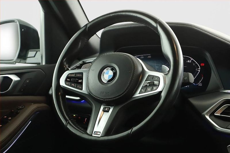 BMW X5 (2021) xDrive30d - fotka 7 z 19