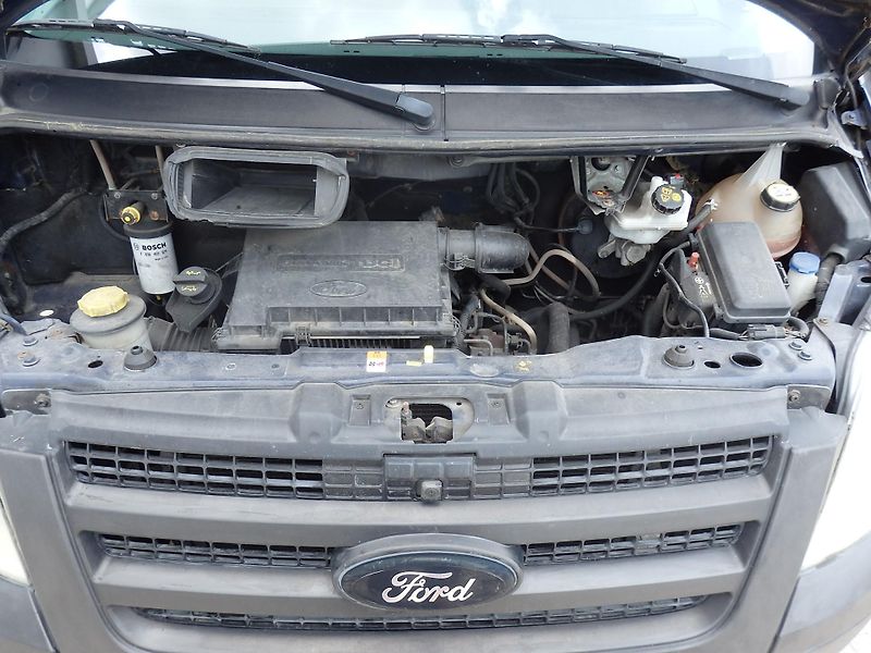 Ford Transit 2.2 TDCI 63 kW ABS - fotka 16 z 17