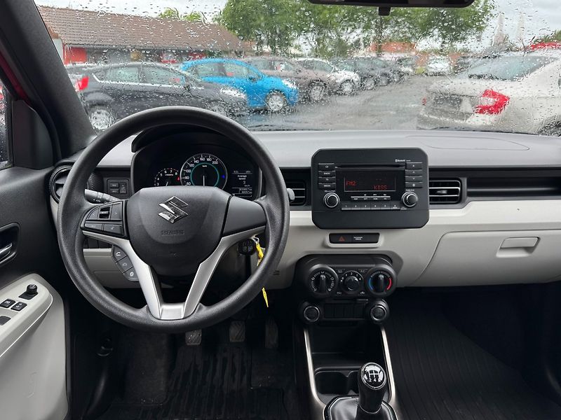 Suzuki Ignis (2017) 1.2i 66kW - fotka 19 z 31