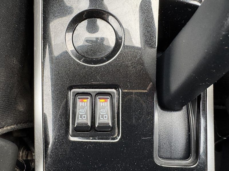 Mitsubishi Outlander (2019) 2.0i Mivec Navi Kamera - fotka 9 z 50