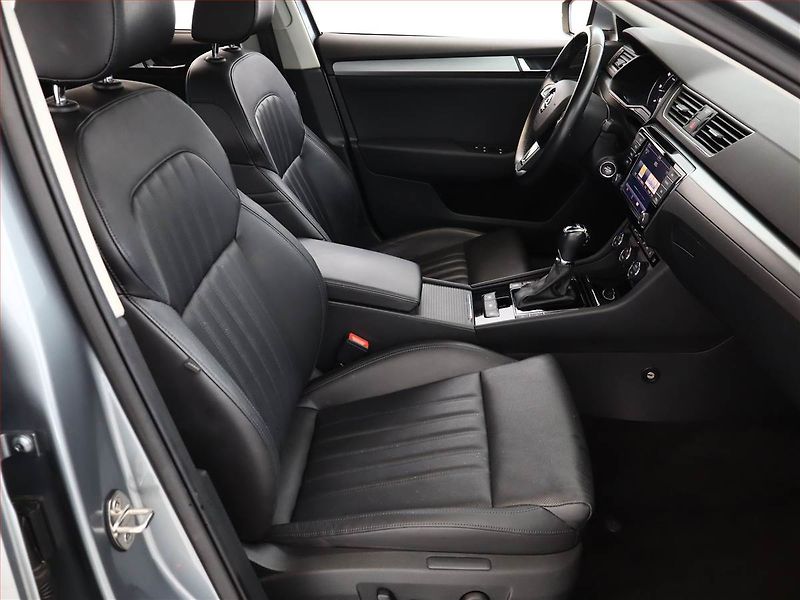 Škoda Superb (2016) Style Plus 2.0 TDI, Automat - fotka 7 z 25