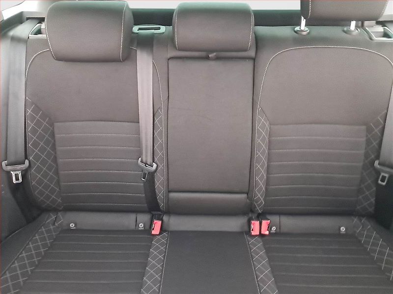 Škoda Rapid (2018) Spaceback 1.0 TSI, ČR,1.maj - fotka 10 z 18