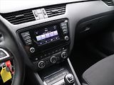 Škoda Octavia 2,0 TDI 135kW RS CR Aut.klima - náhled 16