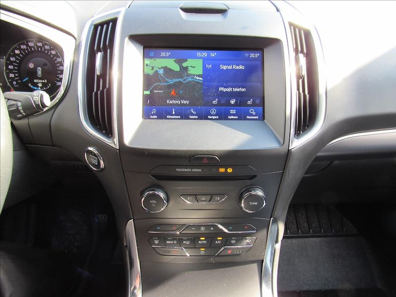 Ford Edge 2,0 TDCi EcoBlue 175kW 4x4 Aut - fotka 15 z 33