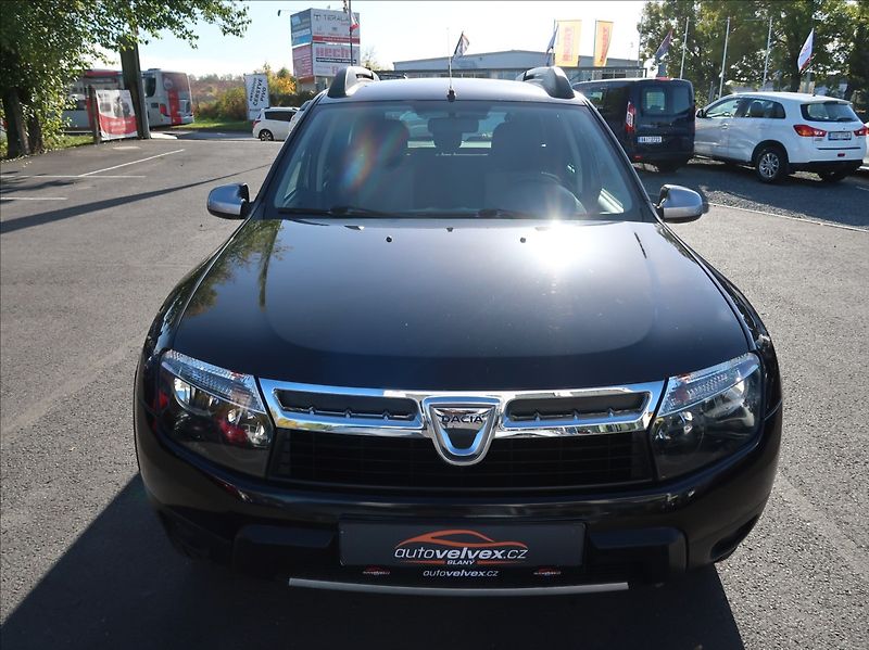 Dacia Duster 1,6 i,16V,77kW,1majČR,4x4 - fotka 6 z 22
