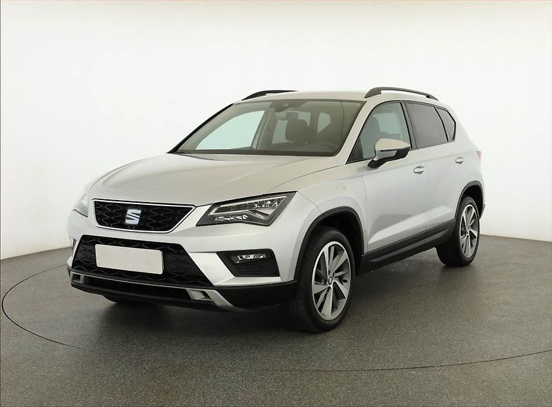 Seat Ateca (2019) 1.6 TDI, Automat, Navi - fotka 2 z 19