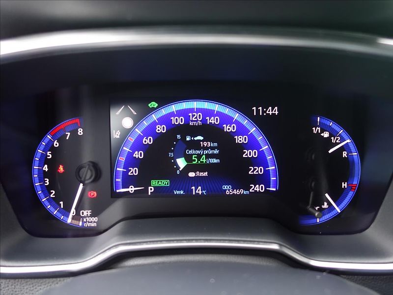Toyota Corolla 2,0 STYLE TOURING SPORTS - fotka 19 z 44