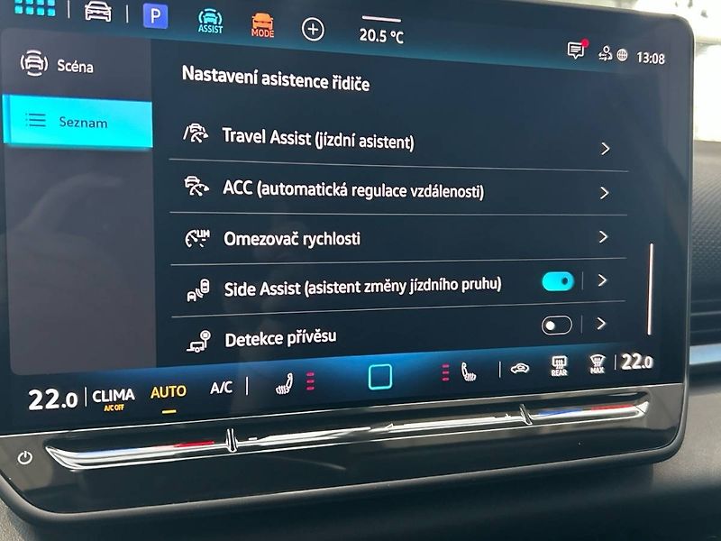 Volkswagen T-Roc (2026) 1,5 eTSI 7DSG R-Line - fotka 19 z 35