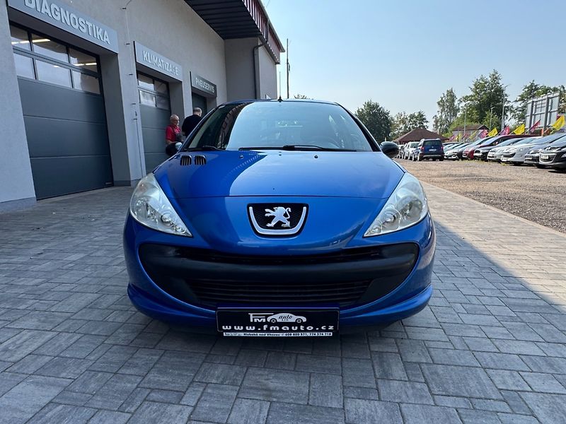 Peugeot 206 (2009) JUNIOR 1.1 - fotka 3 z 30