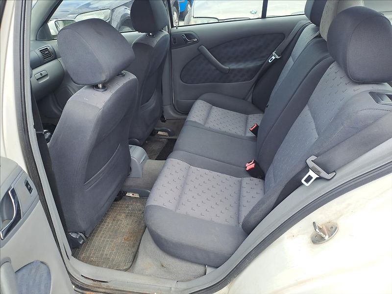Škoda Octavia 1,9 TDI - fotka 6 z 12