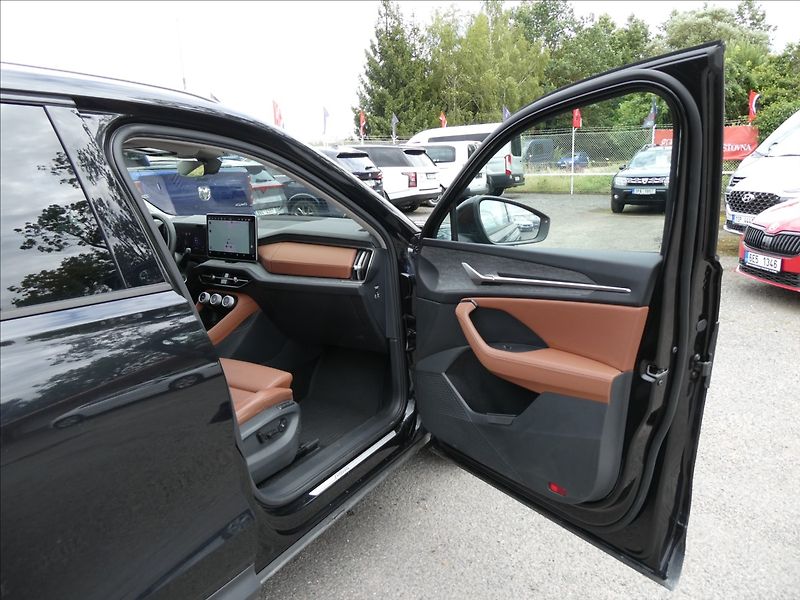 Škoda Kodiaq 2,0 TDI 142kW Excl. Selection - fotka 25 z 45
