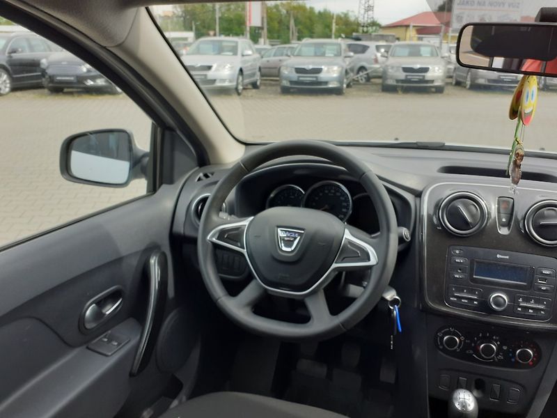 Dacia Logan (2018) 1.0 SCe ČR - fotka 8 z 24