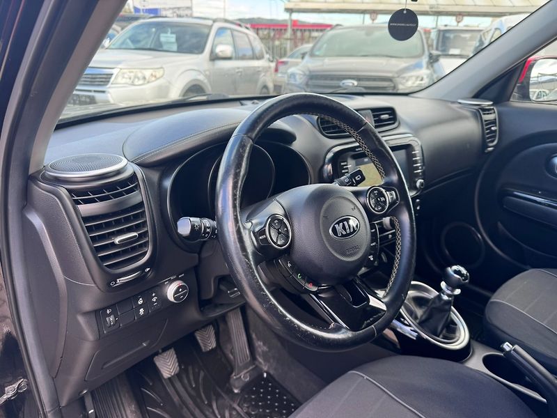 Kia Soul (2015) 1,6 CRDI 16 V 94 KW TAŽNÉ - fotka 20 z 47
