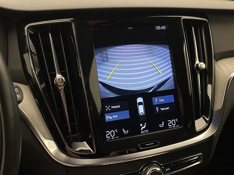 Volvo V60 D3 AWD INSCRIPTION REZERVACE - fotka 41 z 42