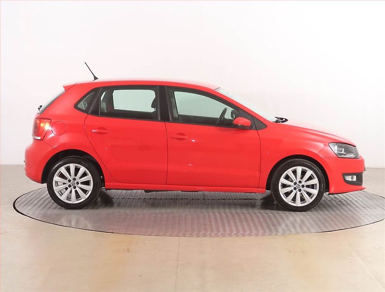 Volkswagen Polo (2010) Highline 1.4 - fotka 6 z 15