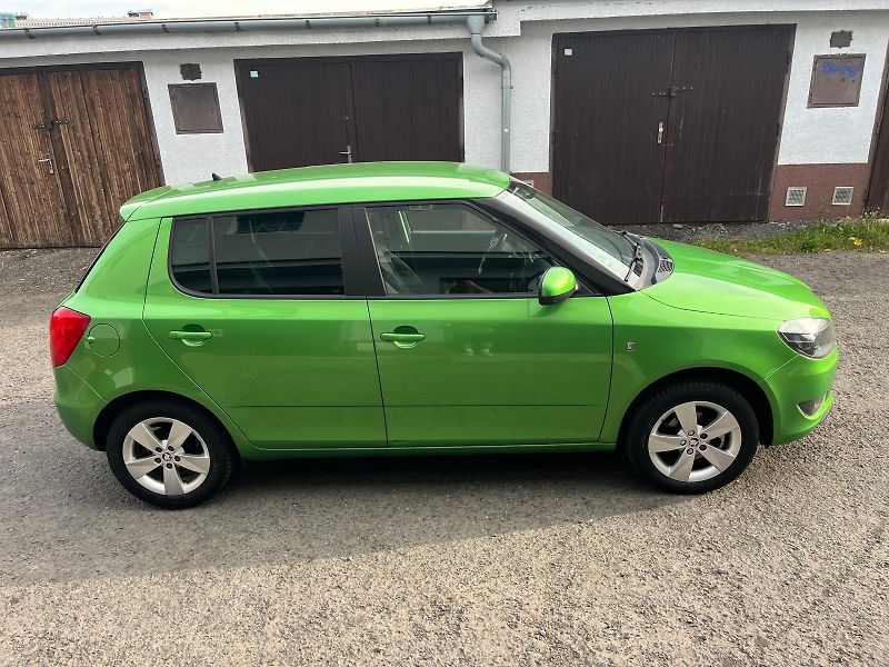 Škoda Fabia 1,2 TSi Fresh / 1.maj./ servis - fotka 6 z 17