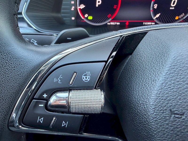 Škoda Superb (2023) 2.0 TDI 110kW DSG Style Plus M - fotka 12 z 35