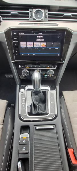 Volkswagen Passat (2017) Variant 2,0TDi 176kW DSG 4×4 - fotka 21 z 60
