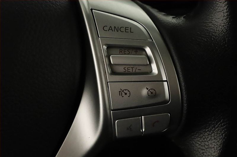 Nissan Navara (2021) 2.3 dCi - fotka 19 z 24