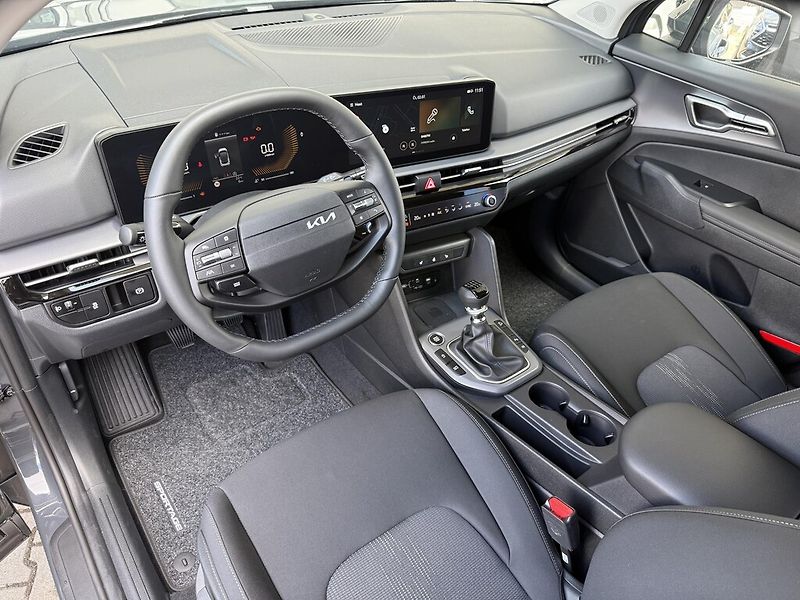 Kia Sportage (2026) 1,6 T-GDi 110 kW EXCLUSIVE + P - fotka 4 z 6