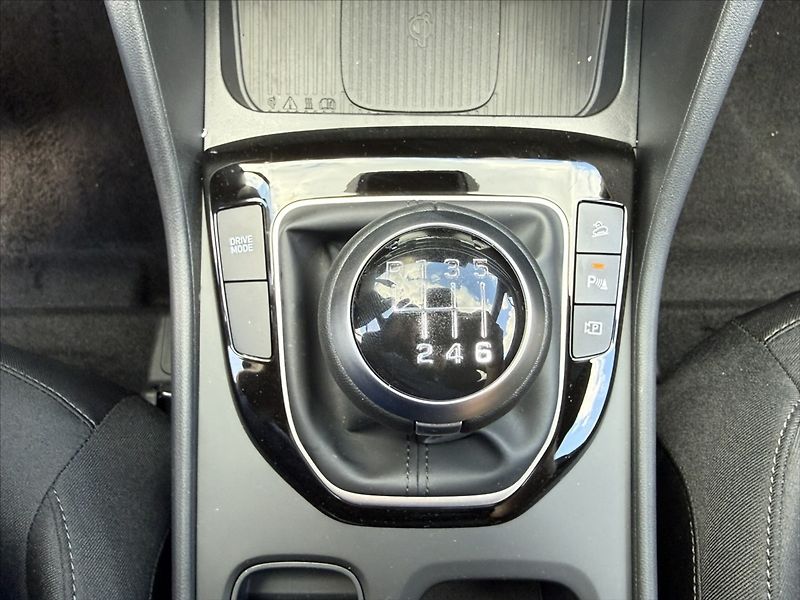 Hyundai Tucson 1,6 T-GDI 110kW Go Czech - fotka 17 z 22