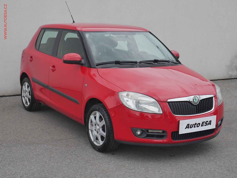 Škoda Fabia (2008) 1.2i, ČR, STK4/28 - fotografie inzerátu