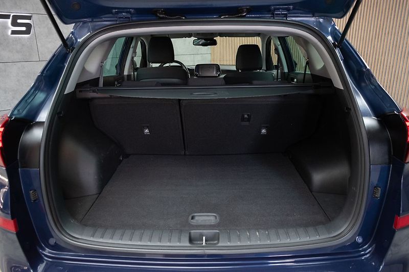 Hyundai Tucson 1.6T-GDI 130kW*KAMERA*TAŽNÉ*ČR - fotka 31 z 34