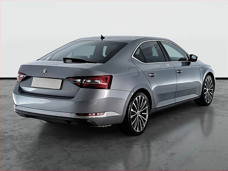 Škoda Superb (2017) Laurin&Klement 2.0 TSI - fotka 5 z 26