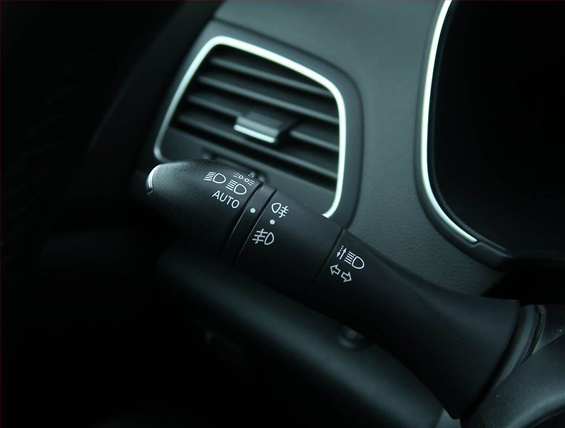 Renault Mégane (2019) Intens 1.5 Blue dCi, ČR,1.maj - fotka 15 z 22
