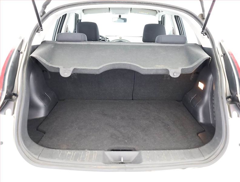 Nissan Juke (2015) 1.6 i, ČR,1.maj, Serv.kniha - fotka 12 z 12