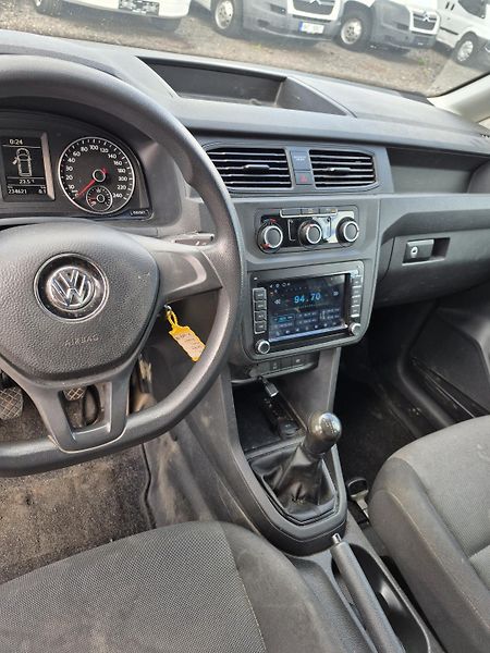 Volkswagen Caddy (2018) 2.0Tdi Maxi 75KW  - fotka 17 z 23